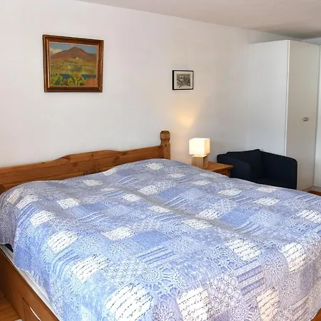 Monami Klosters, Elisas Zugwald Lejlighed